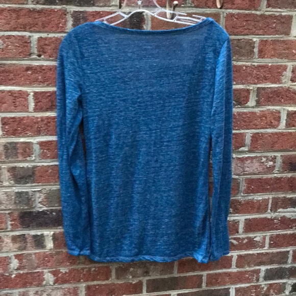 size M /American Eagle Favorite Tee - Picture 5 of 8